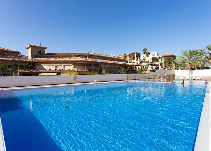 公寓 Okstay Torres Del Sol With Sea And Pool Views *