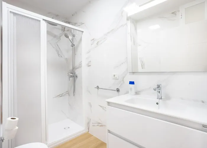 公寓 Okstay Torres Del Sol With Sea And Pool Views 阿罗纳