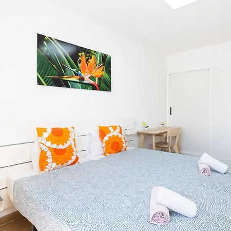 Okstay Torres Del Sol With Sea And Pool Views ארונה